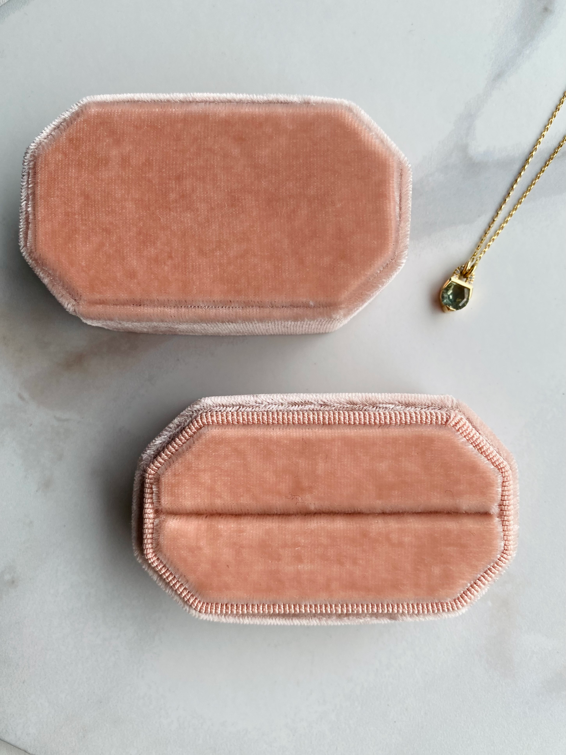 Eclair Velvet Ring/Earrings Box