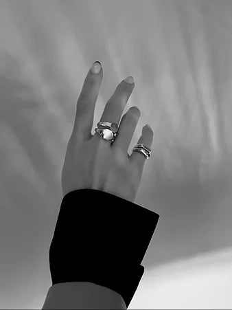 Shhh – The Secrets Of the Signet