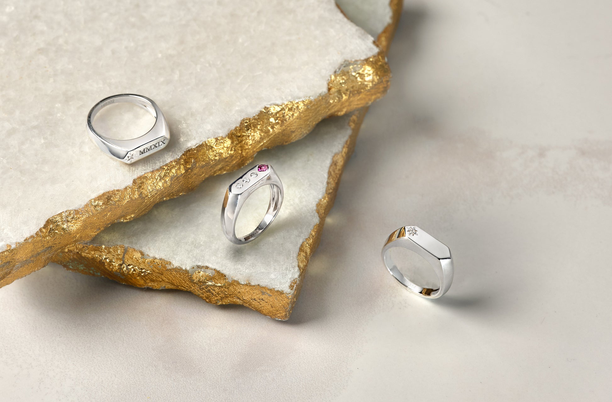 Arque Gem Signet